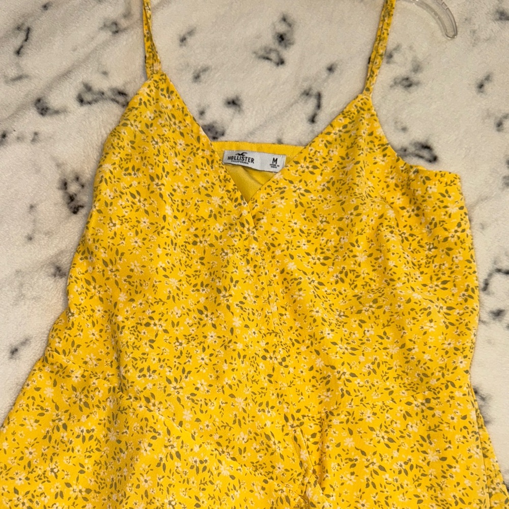 Hollister Yellow Floral Dress ✨